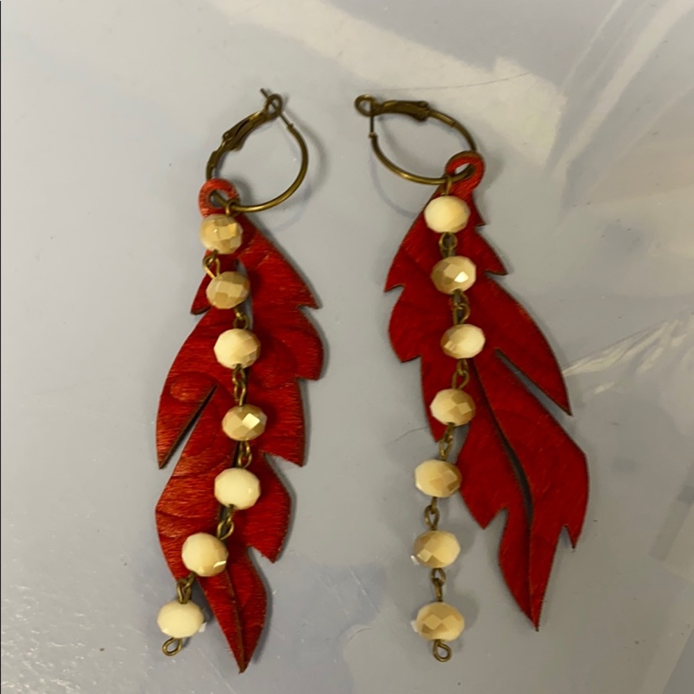 Dangle earrings